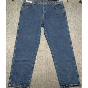 VTG Wrangler Rugged Wear Men's Straight Leg High Rise Blue Jeans - Size 46x32